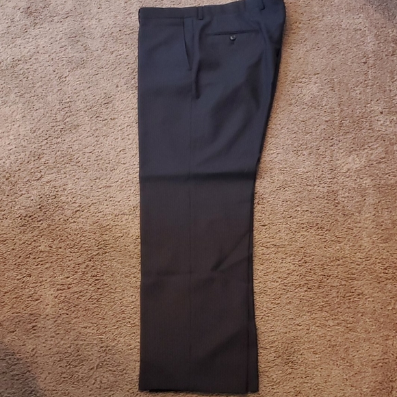 Ted Baker London Endurance Navy Blue Pinstripe Suit 40R/33R - Picture 7 of 7